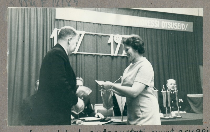 Oktoobrirevolutsiooni 54. aastapäeva tähistamine Tallinna TÜ-s.