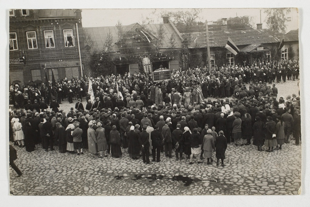 Population gathering in Petser