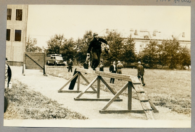 Kiviõli IV KTÜ Kohtla-Järve üksustevahelistel võistlustel Kukrusel