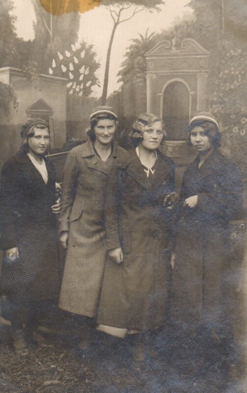 grupifotol Helmi Krass 1930-ndad