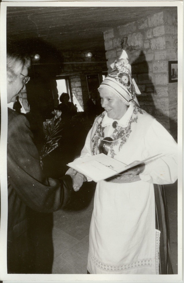 foto Järvamaa kultuuripreemiate jagamine Vallitornis 1994