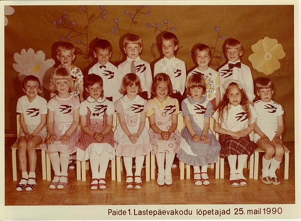 grupifoto, Paide 1. Lastepäevakodu lõpetajad 1990.a.