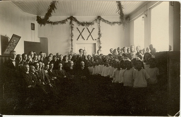 foto, pidulik üritus Paide Algkoolis 1920-ndatel a.