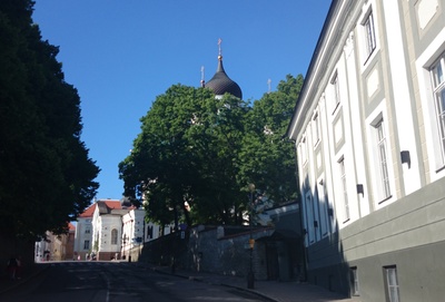 Tallinn, Al.Nevski katedraal Toompeal, vaade Kaarli tänavalt. rephoto