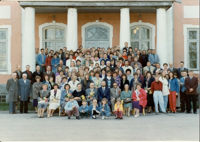 värvifoto Sargvere kooli vilistlaspäev 1995