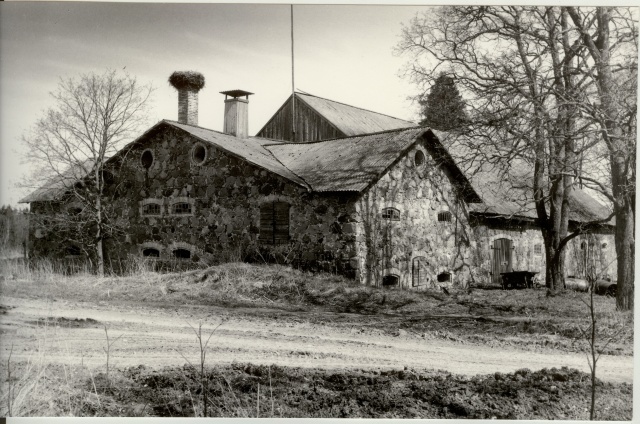foto Vaali mõisa kuivati 1988