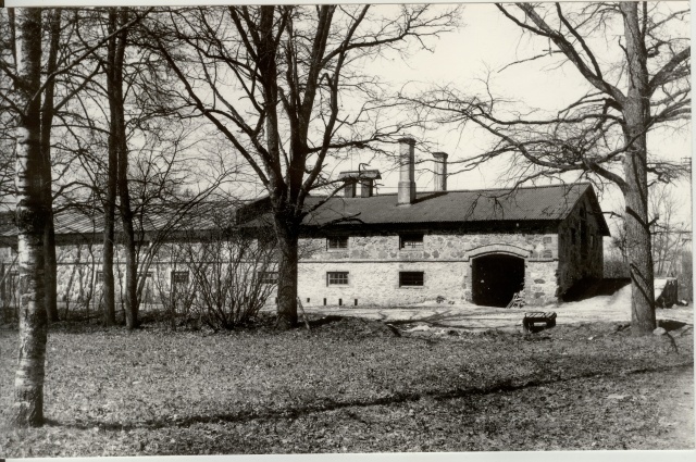 foto  Päinurme mõisa kõrvalhoone 1988