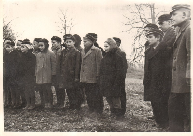 foto, Johannes Raudmetsa mälestuskivi avamine 1966.a.