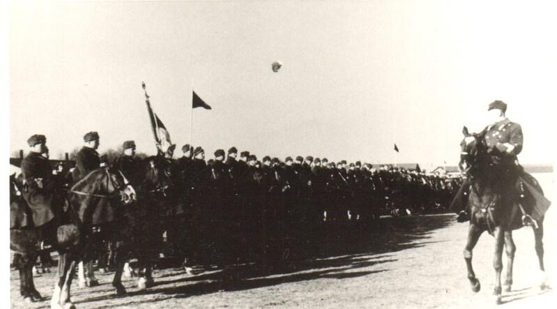 foto, Leo Kondas ratsarügemendis Tartus