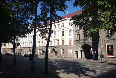 Tallinn, Estonia puiestee algus, uued hooned valmimisel. rephoto