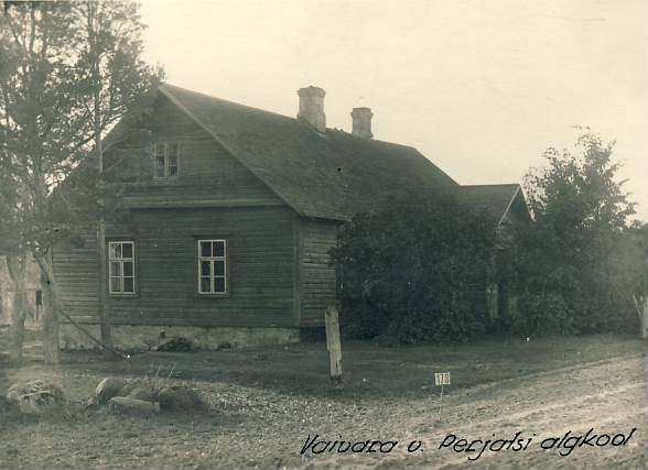 Primary school of Perjatsi Vaivara vald