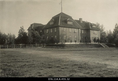 Sõjaväe [Põhjalaager].  similar photo