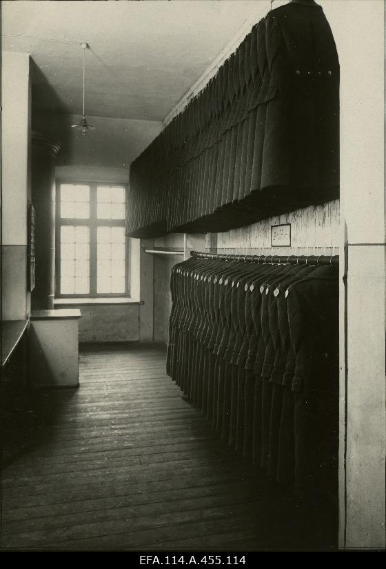 Sõjaväe riideladu.