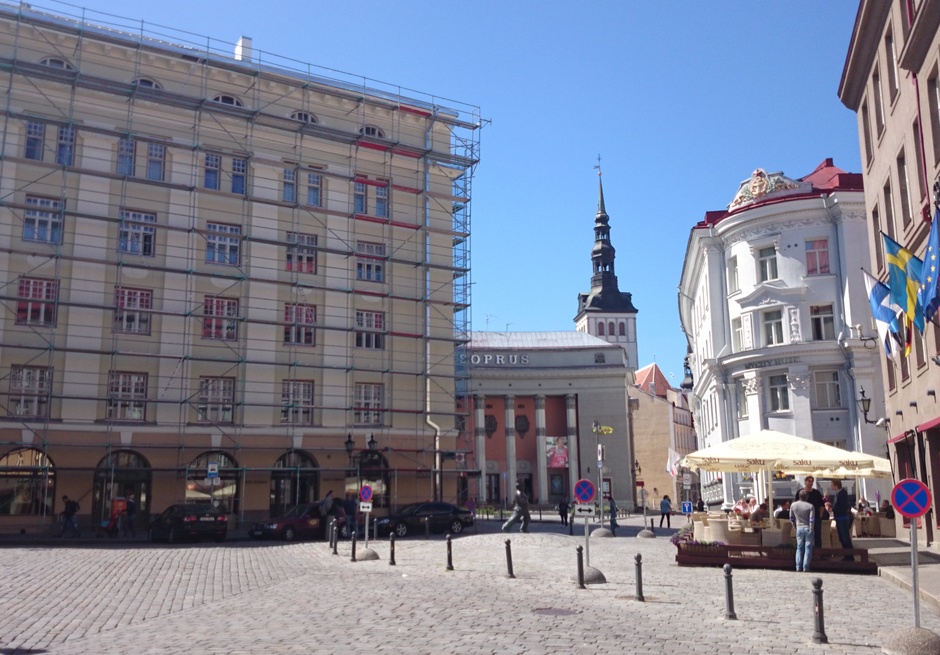 Tallinn, Suur-Karja ja Vana-Posti tänav varemeis. rephoto