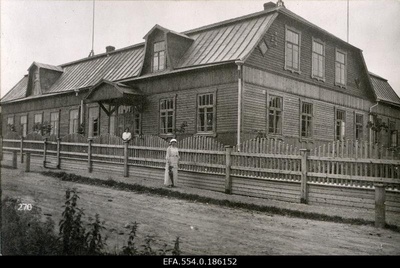 Endine Vene klubihoone.  duplicate photo