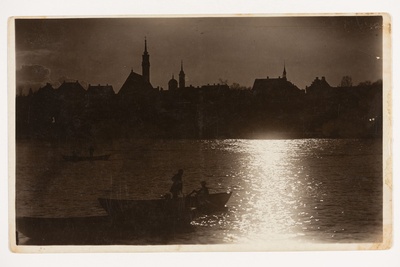 Narva öösel  duplicate photo