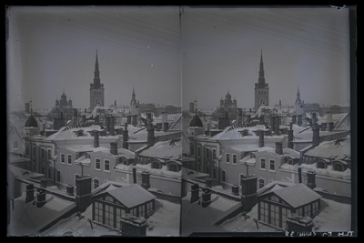 Tallinn. Vaade kirjastuse aknast Niguliste kiriku suunas  duplicate photo
