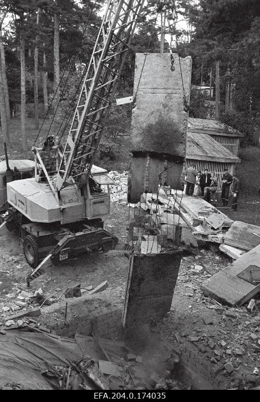 Plommiplahvatuse tagajärgede likvideerimine Narva-Jõesuu linnavalitsuses.