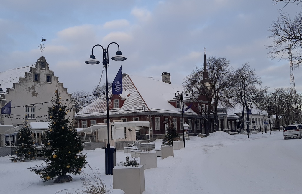 Kuressaare keskväljak rephoto