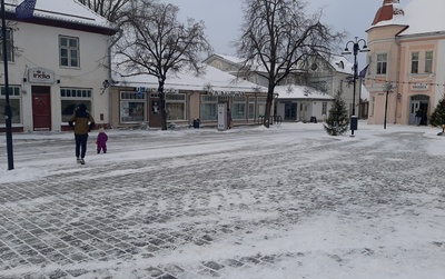 Pritsumeeste paraad Kuressaare kesklinnas rephoto