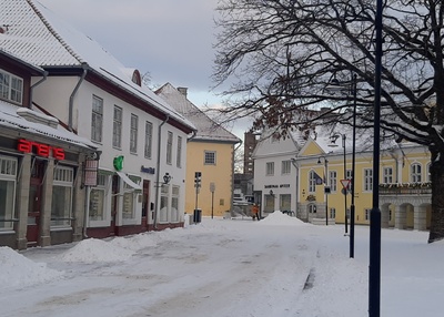 Kingissepa, view on the corner of Tallinn and Pioneeri Street rephoto