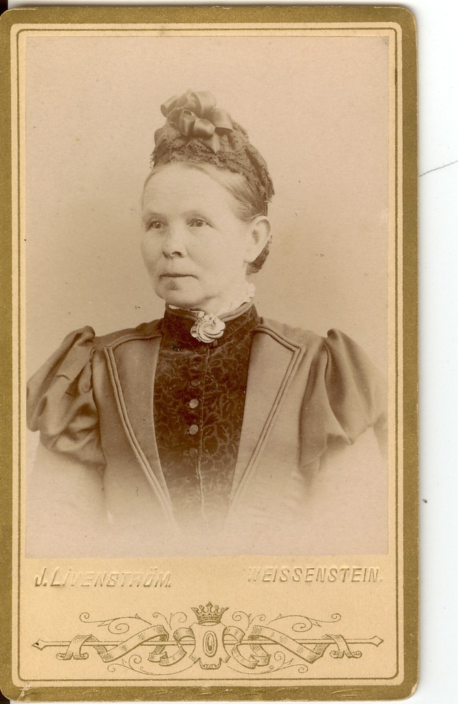 fotoportree, visiitkaartfoto, keskealine naine 20.saj. alguses