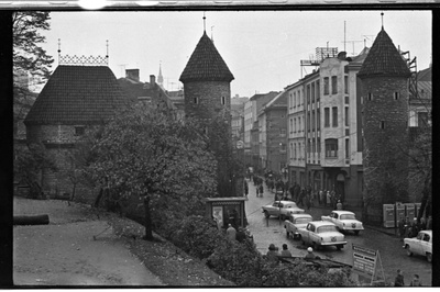 Viru Street , view from Virumäe towards Viru Gate  similar photo