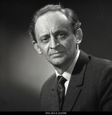 Jüri Järvet, näitleja.  similar photo