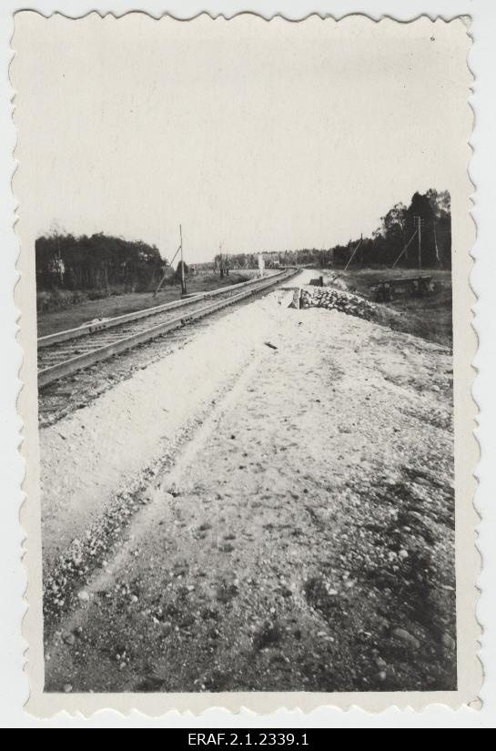 Raudteesild Kiltsi jaama lähedal, kus punakaartlased võtsid 1918.a. veebruaris üles rööpad.