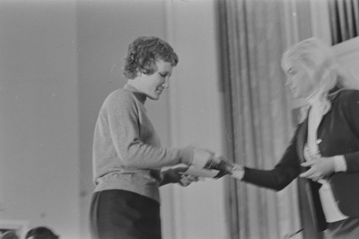 III Üleliiduline pianistide konkurss, Estonia kontserdisaal, 1969, pildil: Ada Kuuseoks – töötab Tallinna Konservatooriumis õppejõuna  similar photo