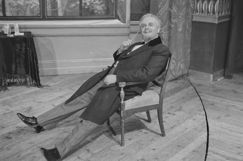 Traviata, Teater Estonia, 1949, osades: Georg Germont – Tiit Kuusik