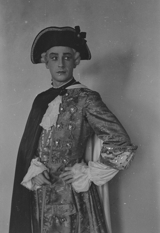 Ebapeig, Teater Estonia, 1954, osades: Federigo – Ilmar Silla