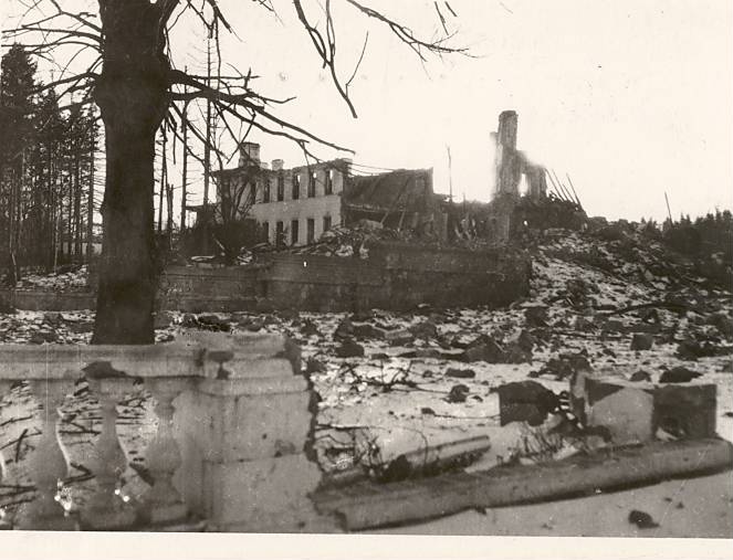 Oru Castle blown up by the Germans