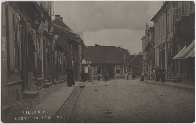 Postcard between Viljandi, Lossi t, Oru and Tartu tn