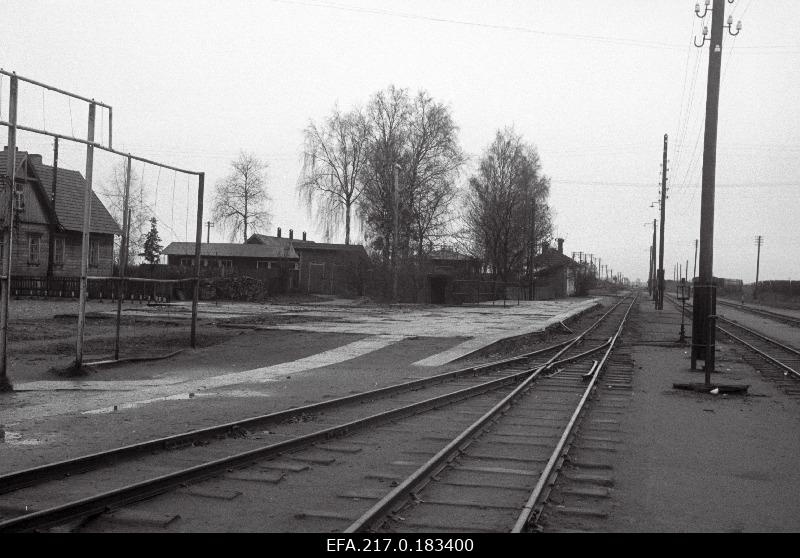 Viljandi jaamahoone ase.