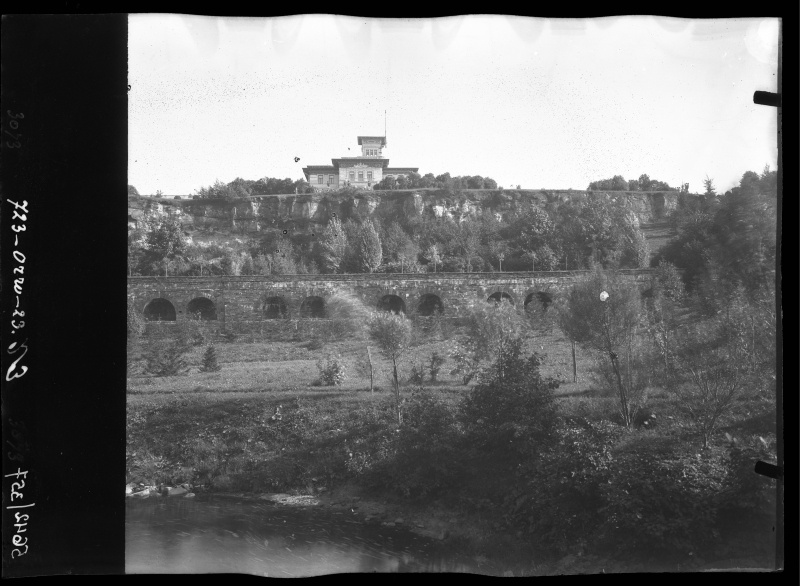 View of Oru Castle west