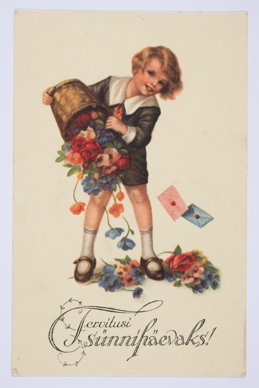 Sünnipäevakaart korvist lilli puistava poisiga ja tekstiga "Tervitusi sünnipäevaks!"