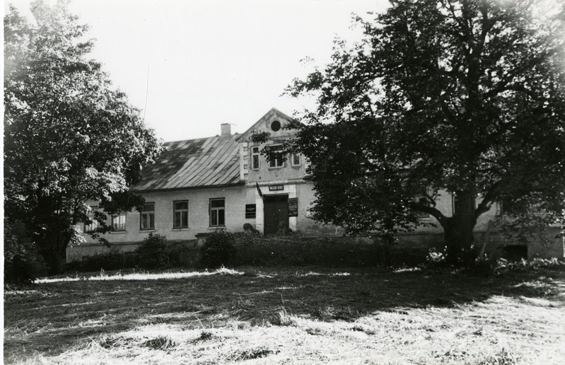 Laimjala mõisa peahoone