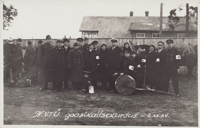 Group photography, Nõmme ut members, participants of the gas protection course in 1934.