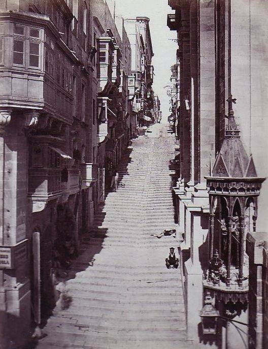 Giorgio Sommer - Malta - Giorgio Sommer, St.John's street Valletta 1879. albumen print
28 x 21cm