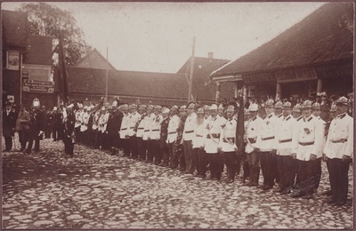 Paide VTS firefighters ranked 1908-1909.  duplicate photo