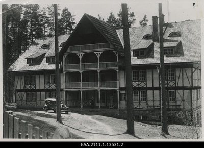 Noorte Kotkaste suvekodu "Kotkakodu", endine Baltisaksa Naisõpetajate Abiandmise Kassa Ühingu puhkekodu "Mariensee", pärast remonti 1938. aasta suvel  duplicate photo