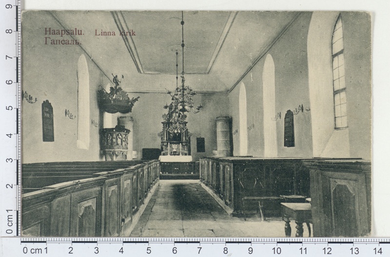 Haapsalu linna kirik seestpoolt
