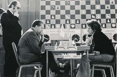 Paul Keres vs Boriss Spasski maleturniiril Tallinn-75  similar photo