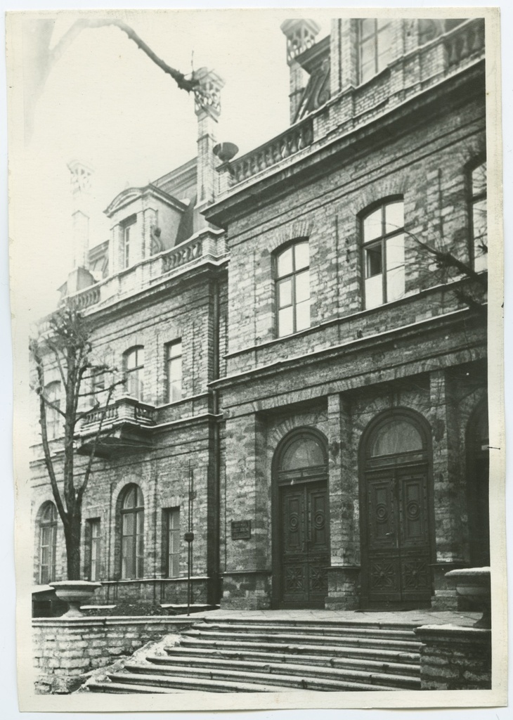 Tallinn, Court Street 6, façade.