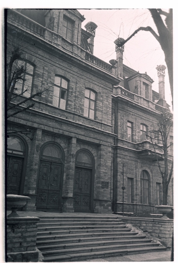 Tallinn, Court Street 6, the façade of the Presiidium building.