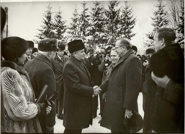 Photo, m. Gorbachev and K.Vaino's husbands in Väätsal 20.02.1987.