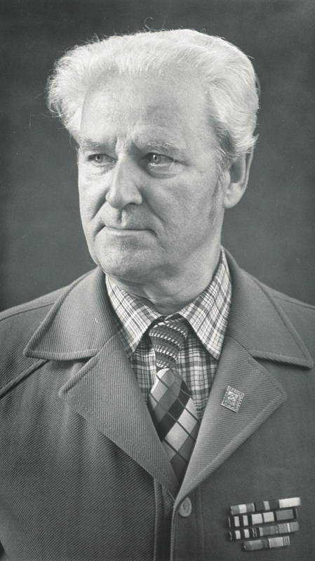 Sporditegelase ja Eesti NSV teenelise kultuuritegelase Nikolai Vanaselja portree.