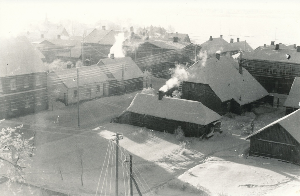 Photo. View of the city of Võru from Pionier Street School House in the street in January 1966.