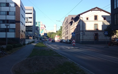 Vaade Paldiski mnt ja Koidu tänava ristumiskohalt Toompea suunas rephoto